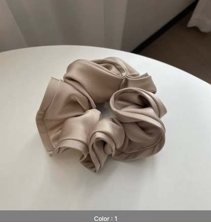 Luxury Elegant Simple Oversize Flower Elastic Hair Ties Big Beige Hair Band Girls Women Extra Large Satin Silk Scrunchies